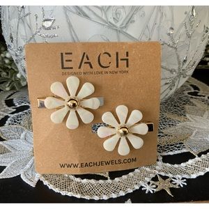 EACH Daily Hair Barettes